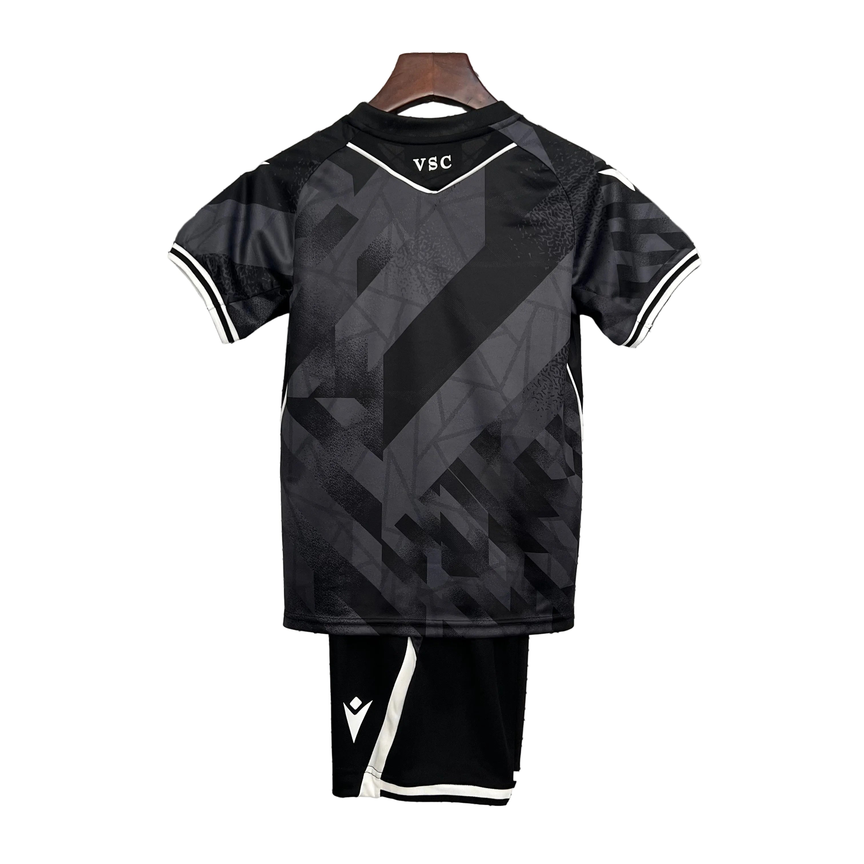 KIT INFANTIL DO VITÓRIA 25/26 PRETO