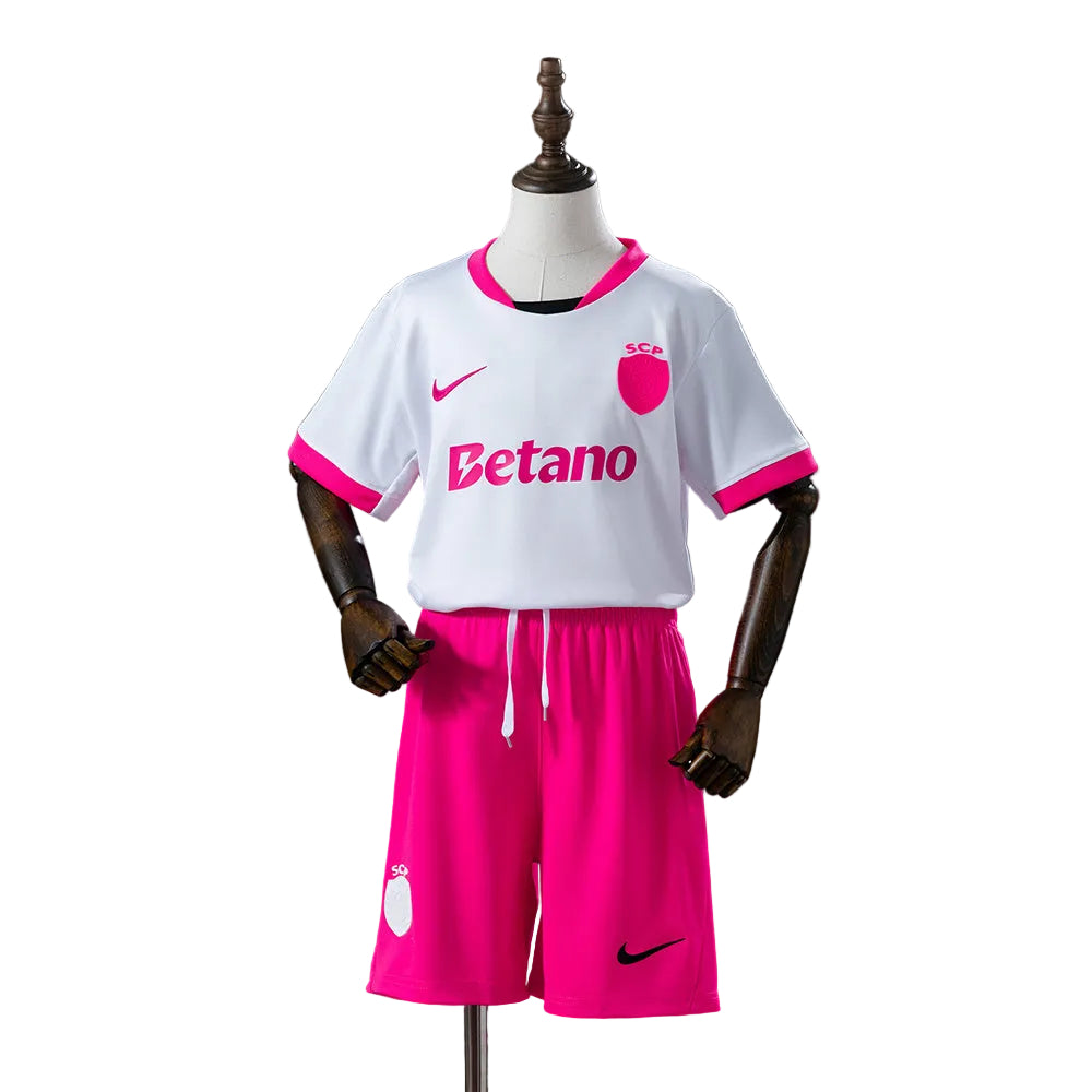 KIT INFANTIL DO SPORTING 25/26 EDIÇÃO ESPECIAL ROSA