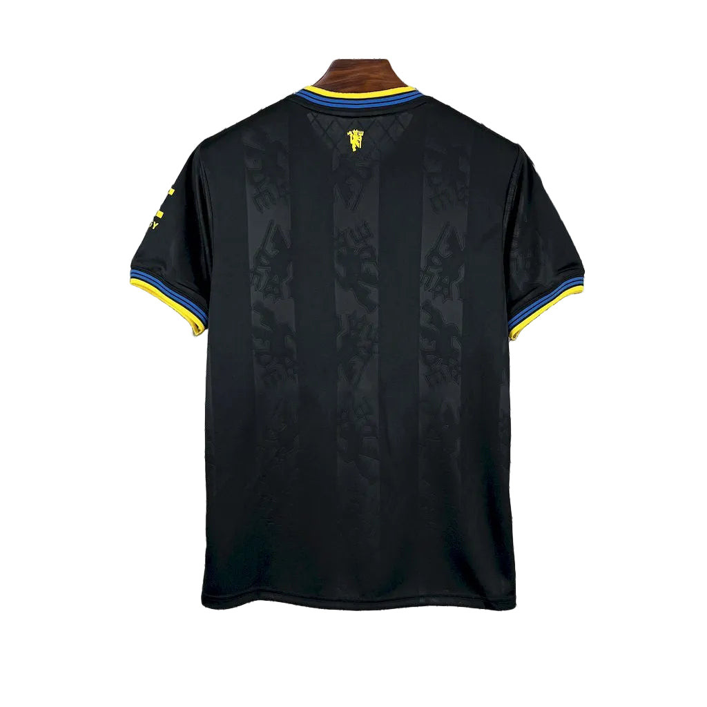 CAMISOLA DO MANCHESTER UNITED 25/26 PRETO